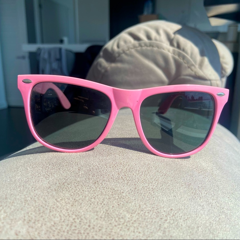 COPY - Ray Ban pink sunglasses. Original. Perfect frame. Retro & unique